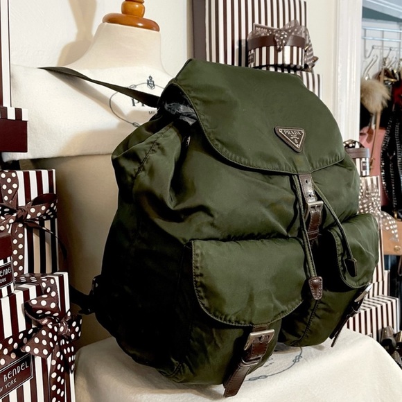 Prada double front pocket backpack - medium - Picture 2 of 9